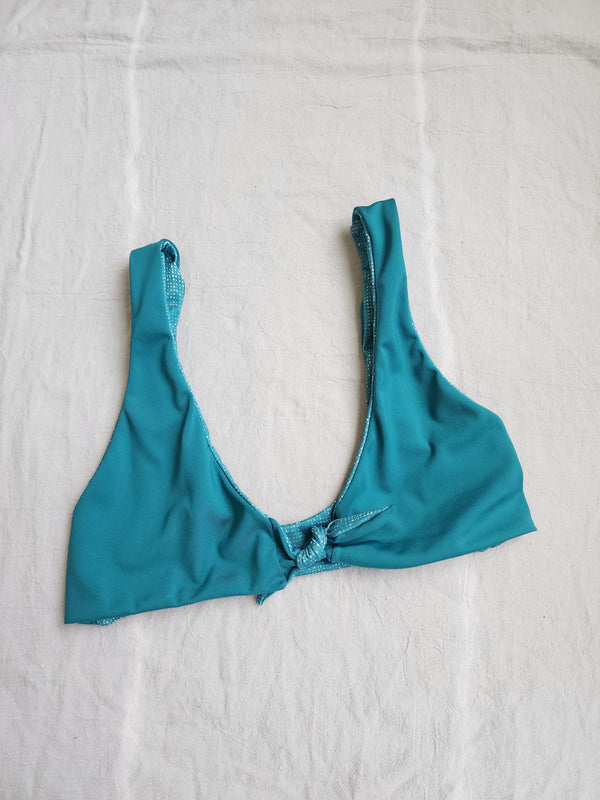 SM- Wrap Hamoa Tie Bikini Top (Teal/Aqua Burlap)